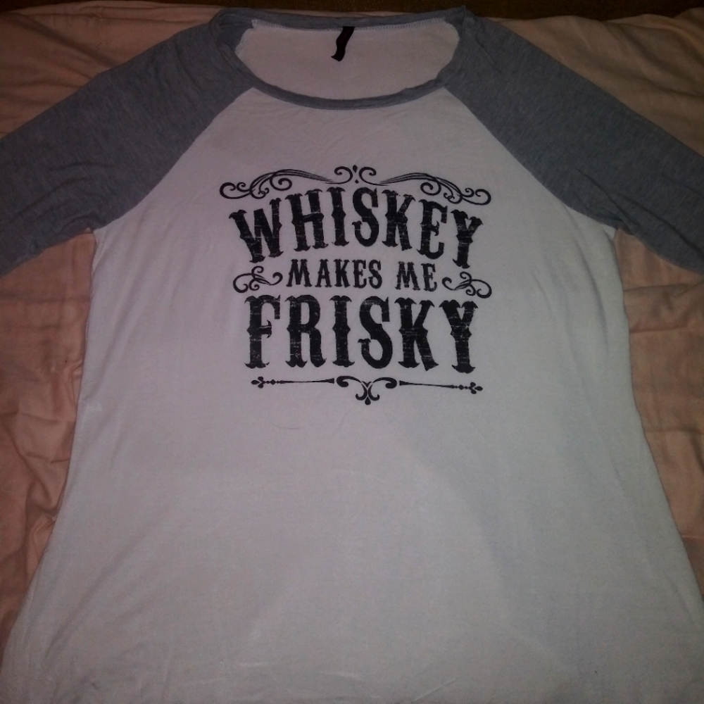 Top rayon & spandex Med